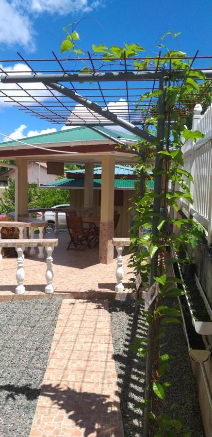 Villa Bethlehem Self-Catering Anse Boileau Exterior photo